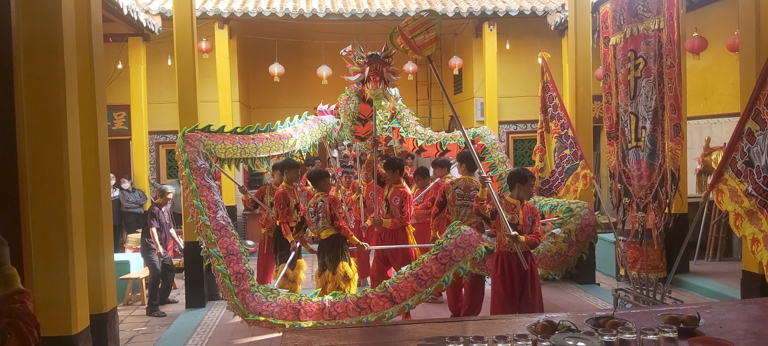 Múa lân khánh thành đẹp nhất quận 1